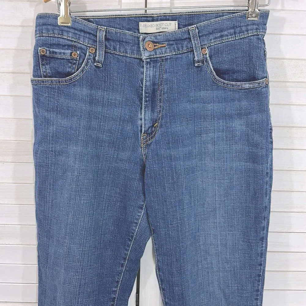 Levi's Vintage Y2K Levi’s 550 Relaxed Boot Cut Jeans. Size 8L 8 Long Y2k
